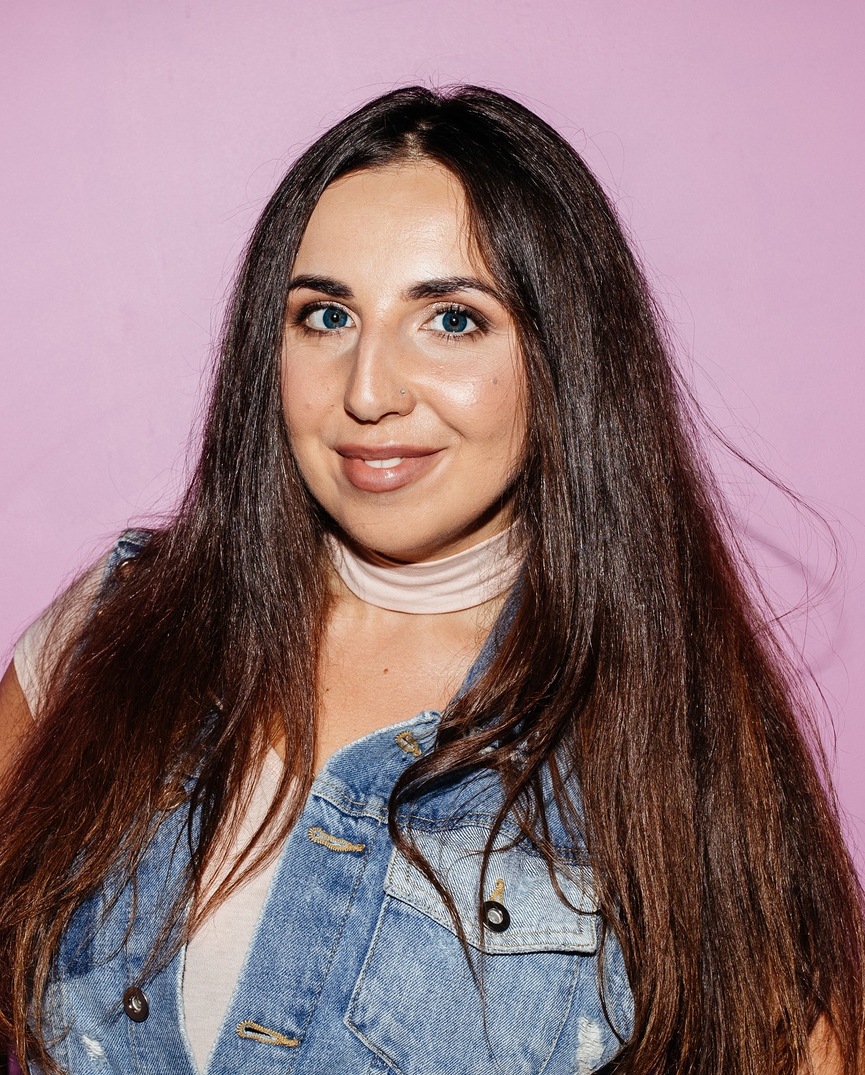 СУПЕРСТИХИ. Профайл: Екатерина Довлатова