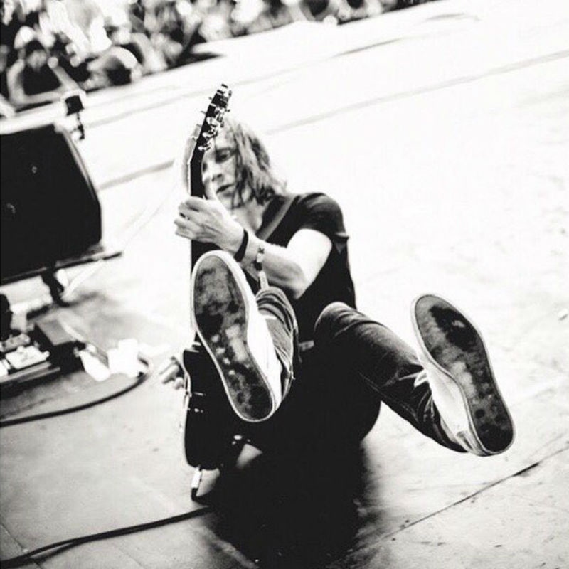 Интервью с Константином Пыжовым ─ гитаристом и саунд-продюсером групп «Валентин Стрыкало» и «Пошлая Молли»