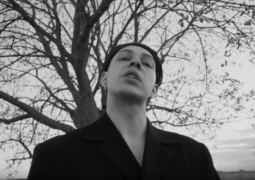 Мак Сима Мгла​Фото: кадр из клипа