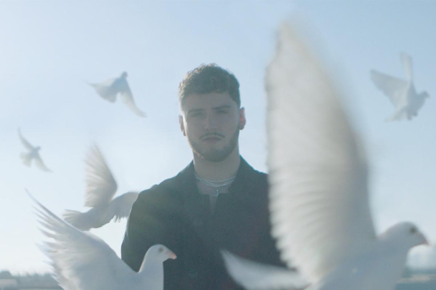 Кадр из клипа, который вам придётся угадать