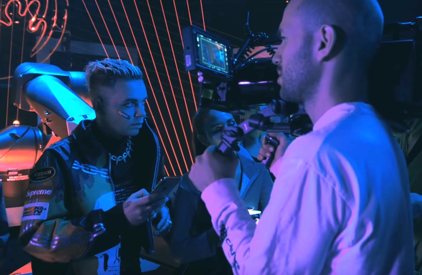 ЭлджейФото: кадр из видео