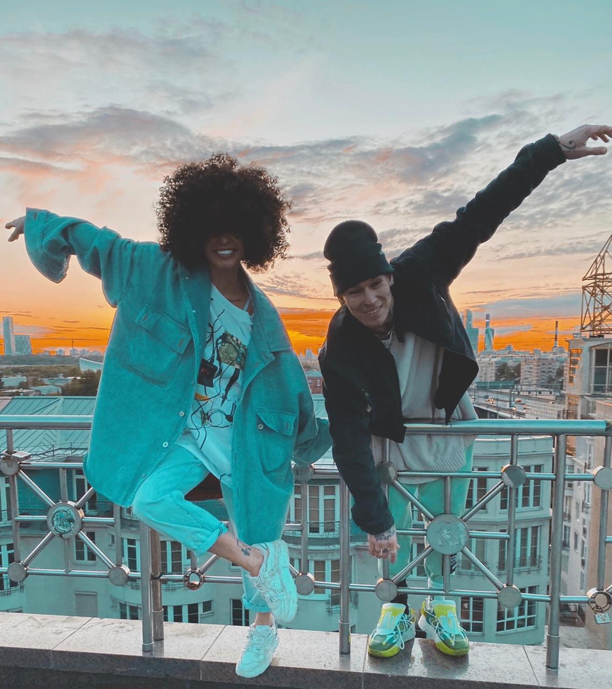 В новом прочтении сингл «Fly» прозвучал в духе брейкдансерских хитов 90-хФото: пресс-служба артистов