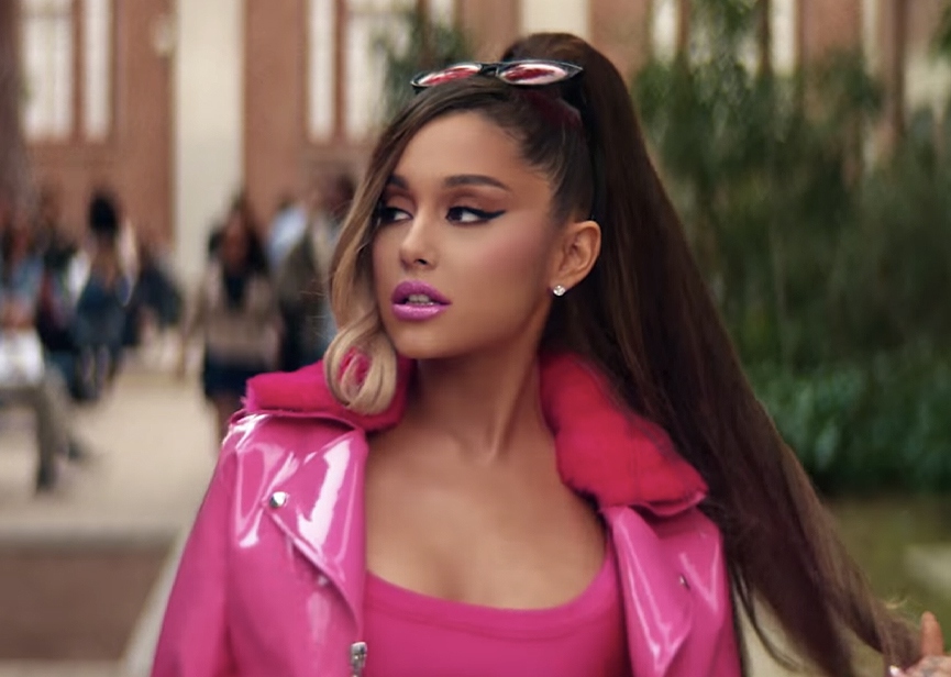 Ариана Гранде​Фото: кадр из клипа