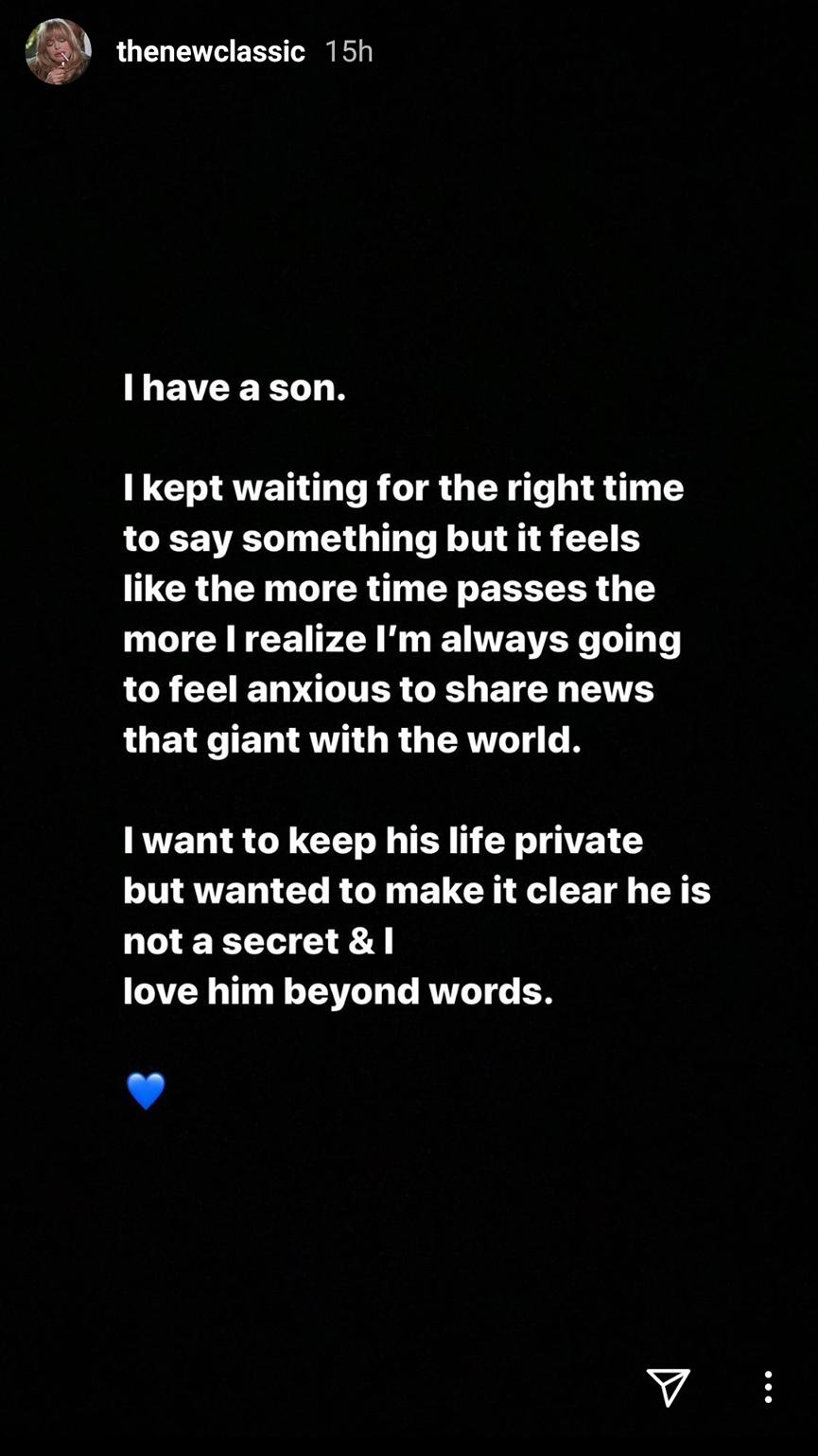 Игги Азалия объявила, что родила сына