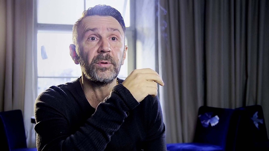 Кадр из фильма «В Питере ─ петь. Сергей Шнуров»