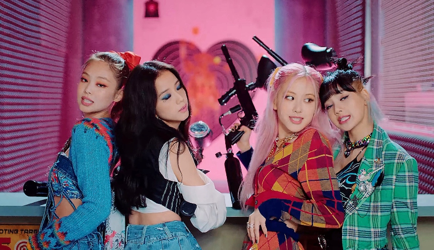 BLACKPINK​Фото: кадр из клипа «Lovesick Girls»