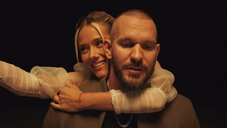 Юля Паршута и Loc-DogФото: кадр из видео