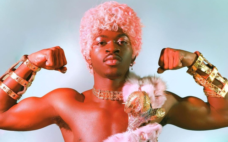 Lil Nas X выпустил кроссовки с кровью и почти извинился за это