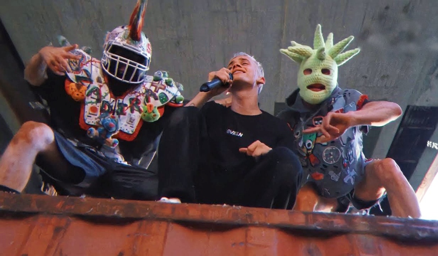 Даня Милохин и Sorry JesusФото: VK