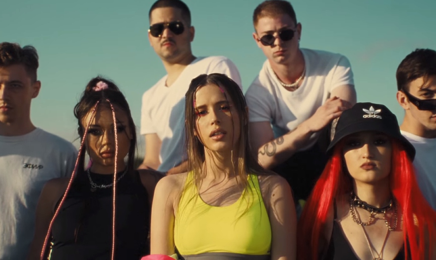 Elvira T​Фото: кадр из видео