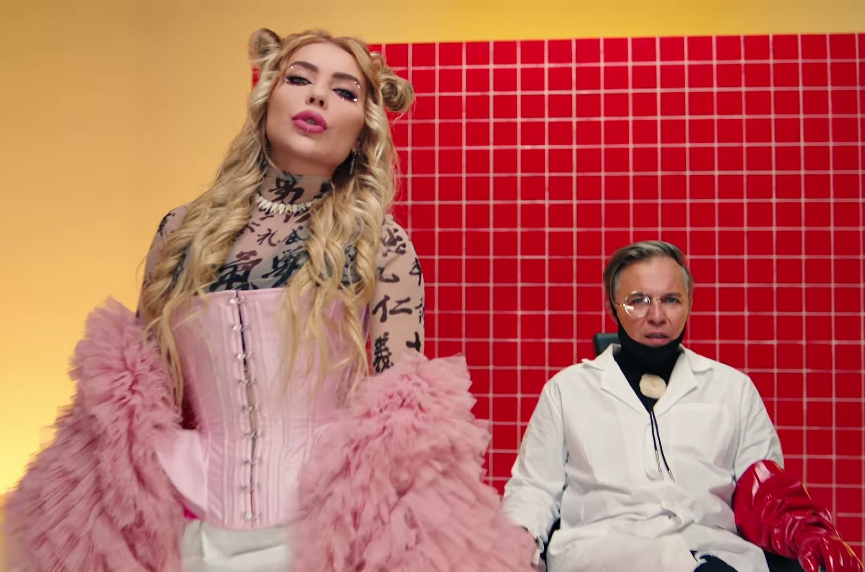 Карина Кросс, Илья ЛагутенкоФото: кадр из видео