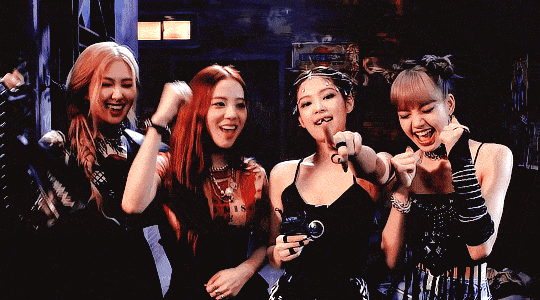 BLACKPINK побили рекорд по числу подписчиков в YouTube