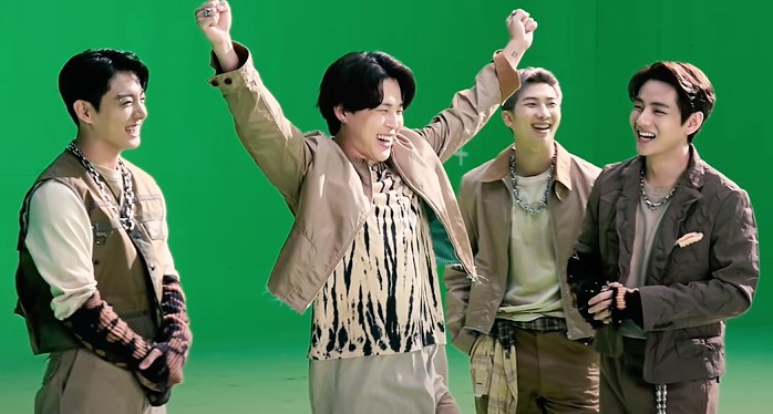 BTSФото: кадр из видео