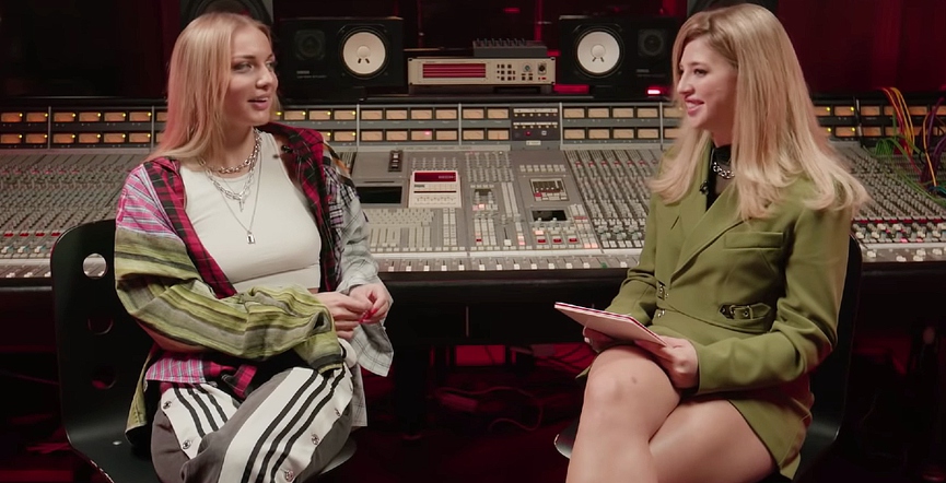 Mary Gu и Аня PokrovФото: кадр из видео