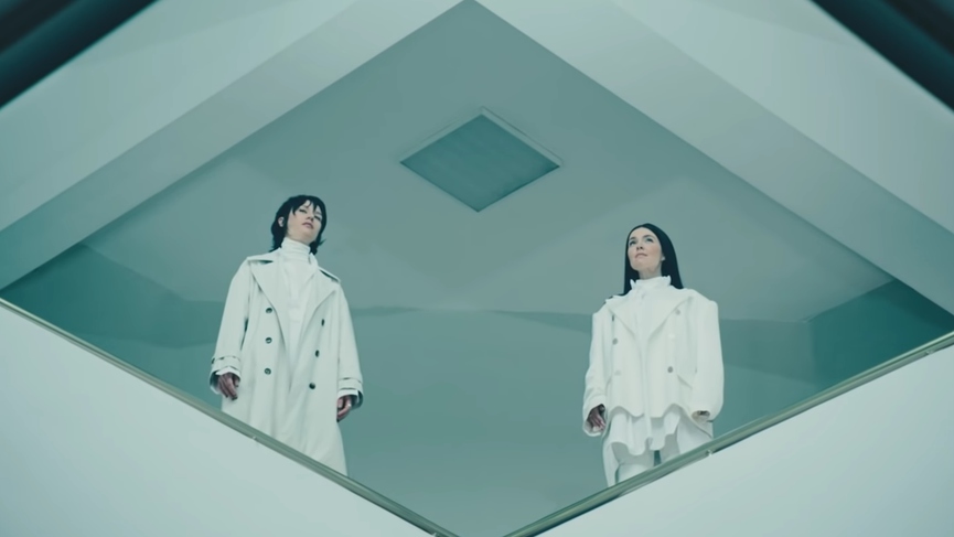 Кадр из клипа «Пусть боль уйдёт»