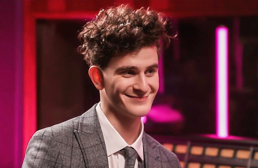 Смотрите сегодня: Артур Бабич в шоу Ани Pokrov ЦВЕТОТВЕТ