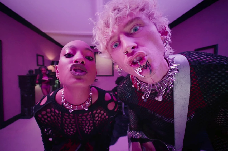 Уиллоу, Machine Gun KellyФото: кадр из клипа