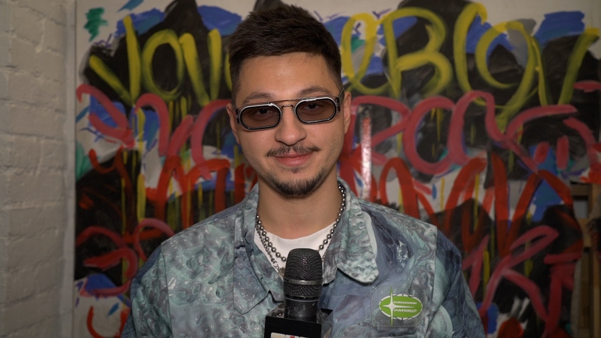 Sqwoz Bab​Кадр из репортажа ТНТ MUSIC