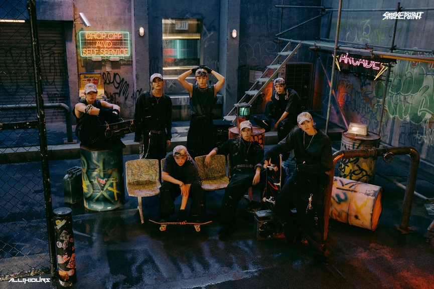 Кей-поп-группа ALL(H)OURS возвращается в Москву с новым шоу!